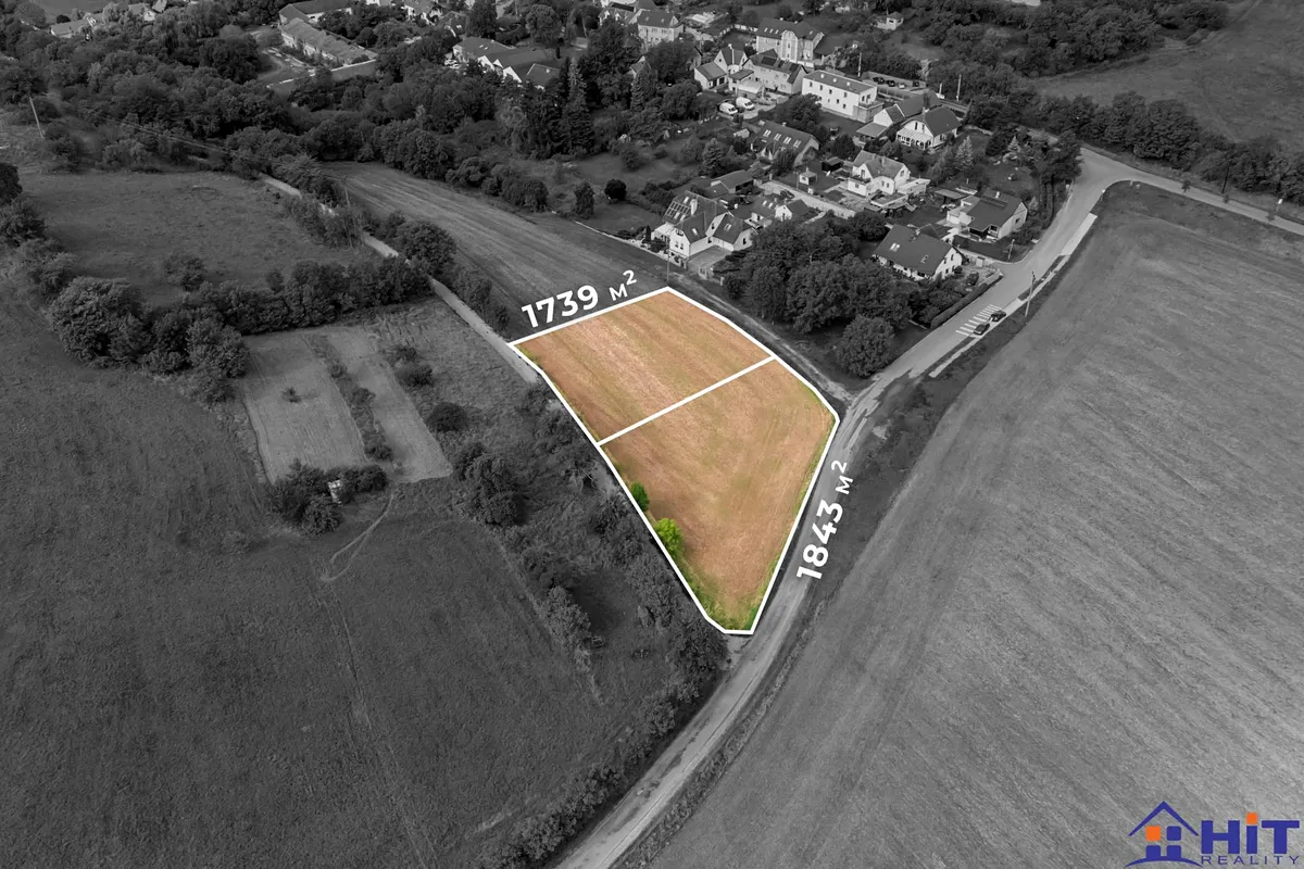 Prodej stavebního pozemku 1739 m²